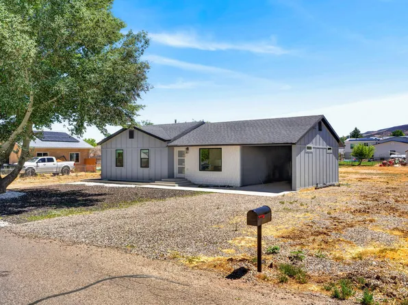 4546 N Tumbleweed Dr, Cedar City, UT 84721