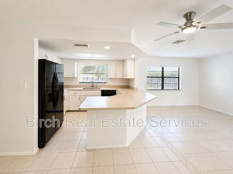1326 Calamondin Dr — Photo 4