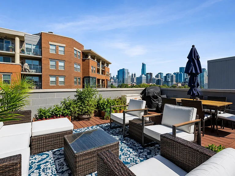 1008 N Larrabee St #3S — Photo 16
