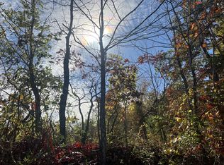 4 Clyde Webb Rd, Tennessee Ridge, TN 37178