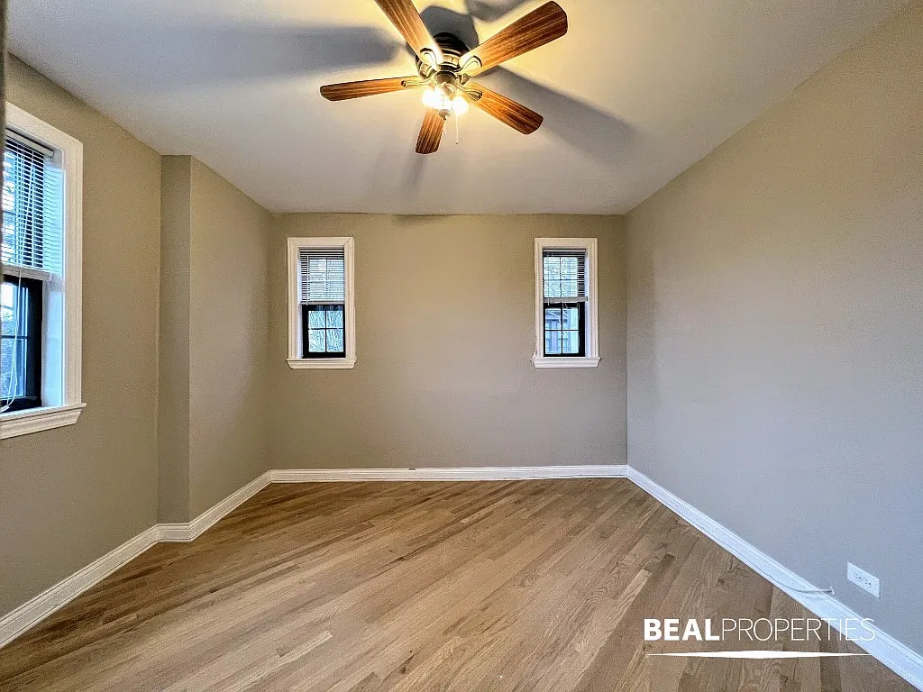 896 Green Bay Rd — Photo 2