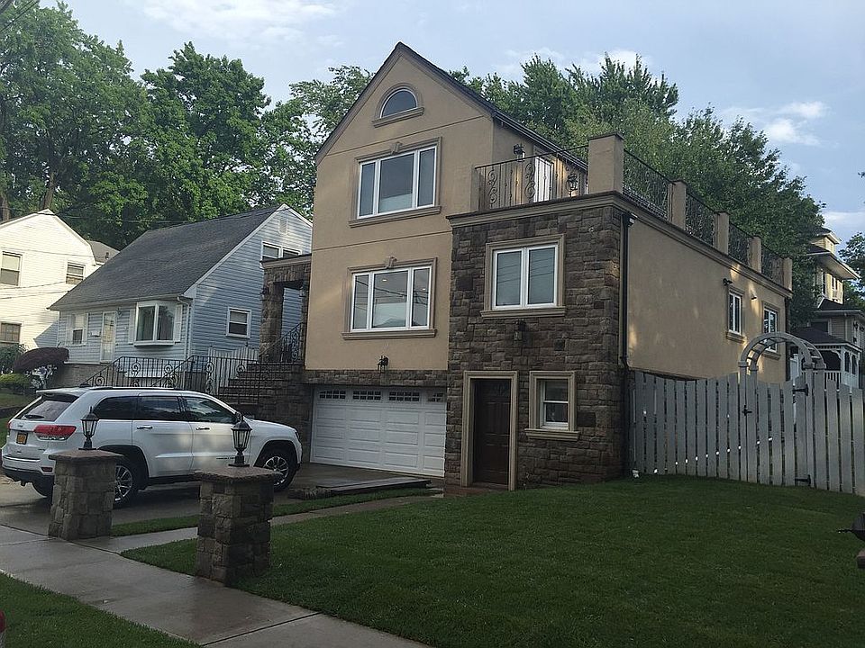 1st image of 444 Purdy Ave