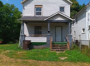736 New Castle Ave, Sharon, PA