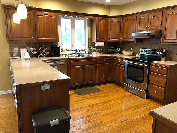 Open kitchen 