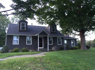 22 Dan Del Dr, Latham, NY 12110