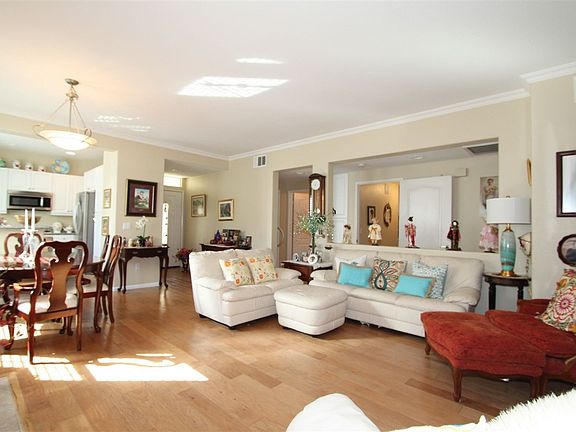 5th image of 12671 Elisa Ln Unit 215