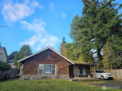 17129 10th NE, Seattle, WA, 98155