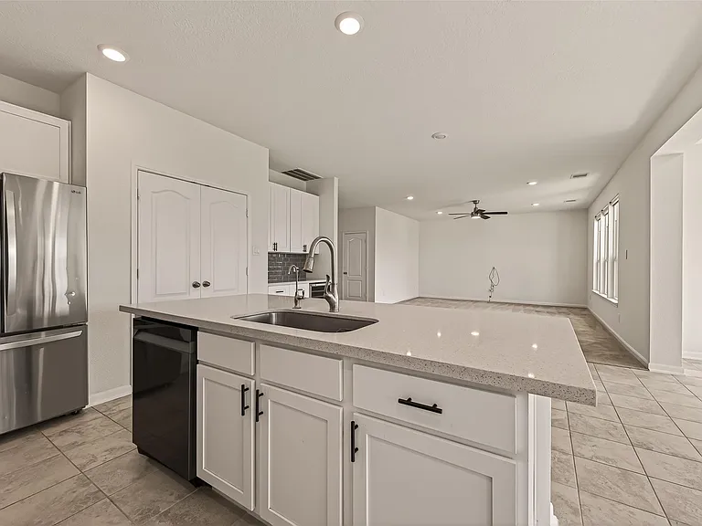 25526 Reign Wayman Ct — Photo 13