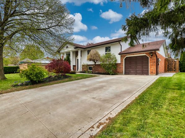 36 Rochelle Dr, Saint Catharines, ON L2M 6Y9