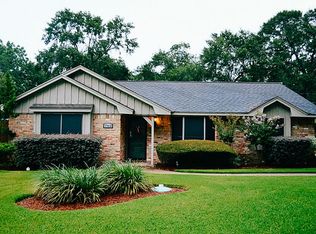 17910 Mossforest Dr, Houston, TX 77090