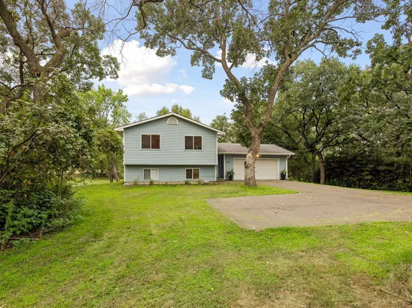 2146 202nd Ave NW, Oak Grove, MN 55011