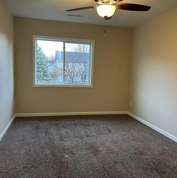 1475 Quail Run — Photo 15