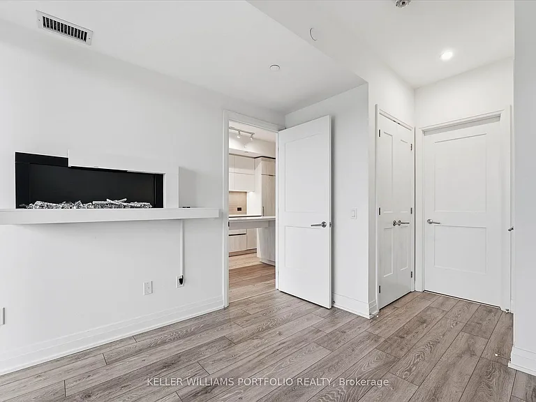 21 Park St E #506 — Photo 18