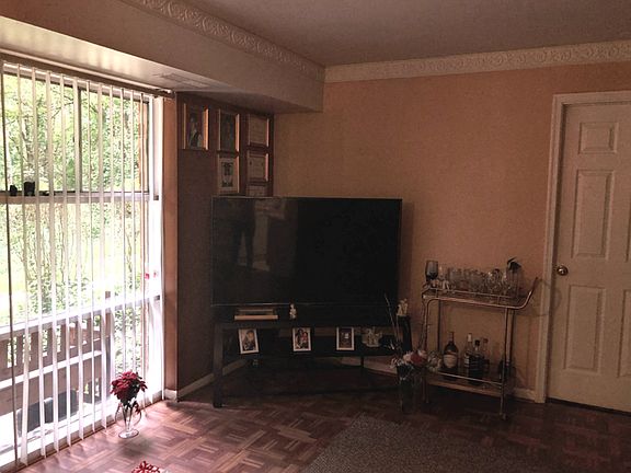 2nd image of 4225A Americana Dr