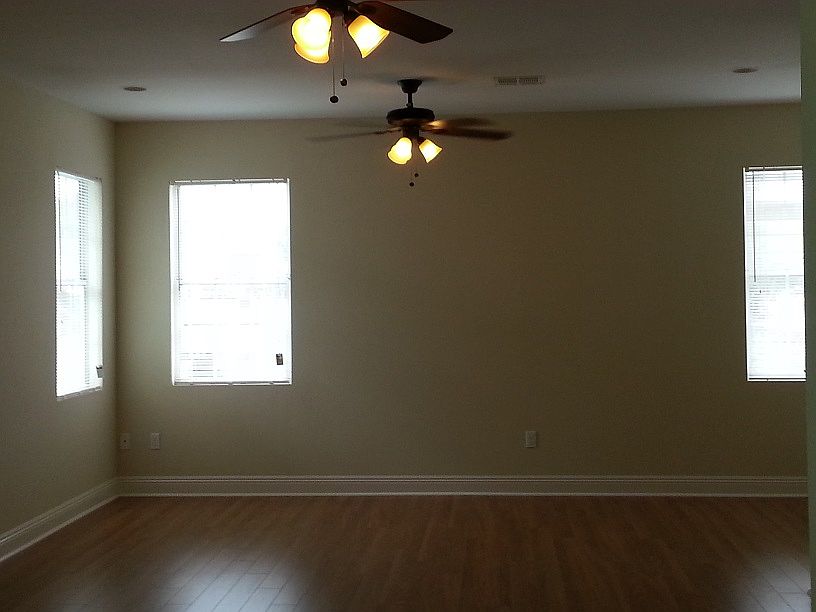 2nd image of 2419 Conti St