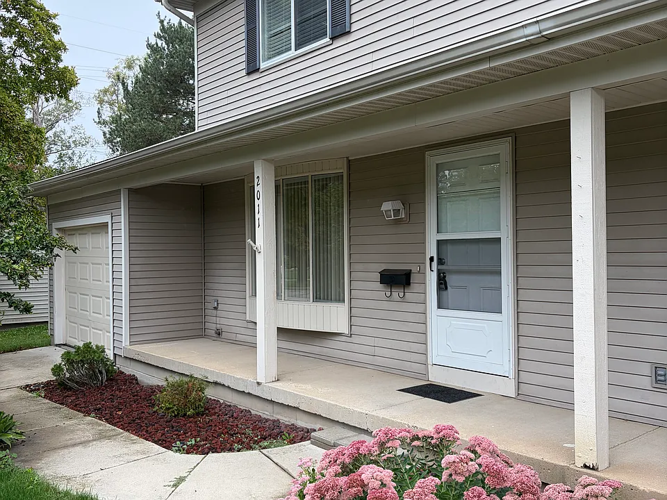 2011 Barritt St