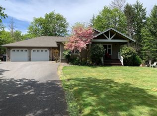 1152 N Pinnon Rd, Grants Pass, OR 97526