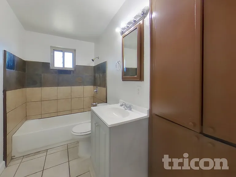 2932 W Caribbean Ln — Photo 16