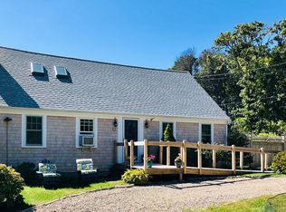 74 Ellis St, Chatham, MA 02633