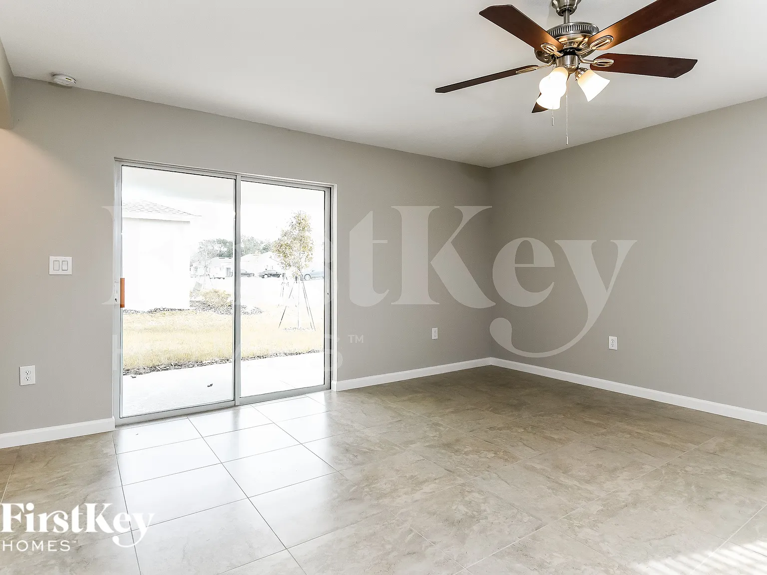 4 bed, 2.0 bath, 2110 sqft, $1,890 — Photo 4