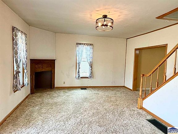 5th image of 5001 E Lambert Ave