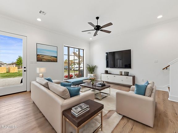 4th image of 115 Gaunt Ln #107