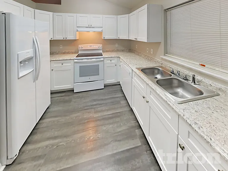 6372 Gainsboro Ave — Photo 9