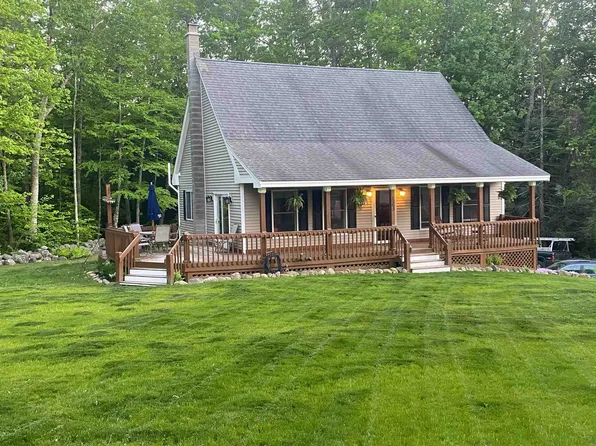 123 Golf Course Lane, Barrington, NH 03825