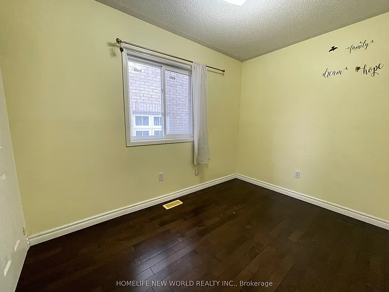 231 Madison Heights Blvd — Photo 9