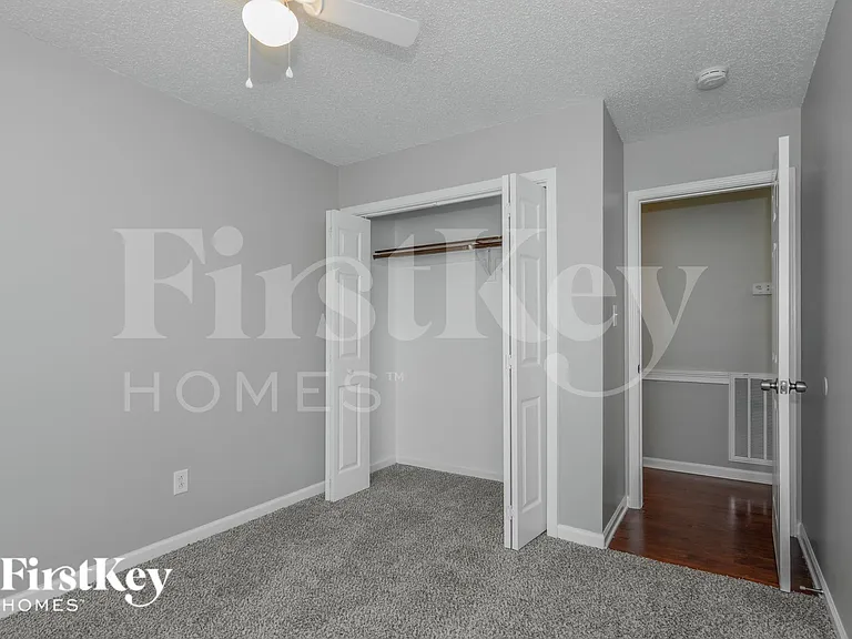 835 S Millon St — Photo 10