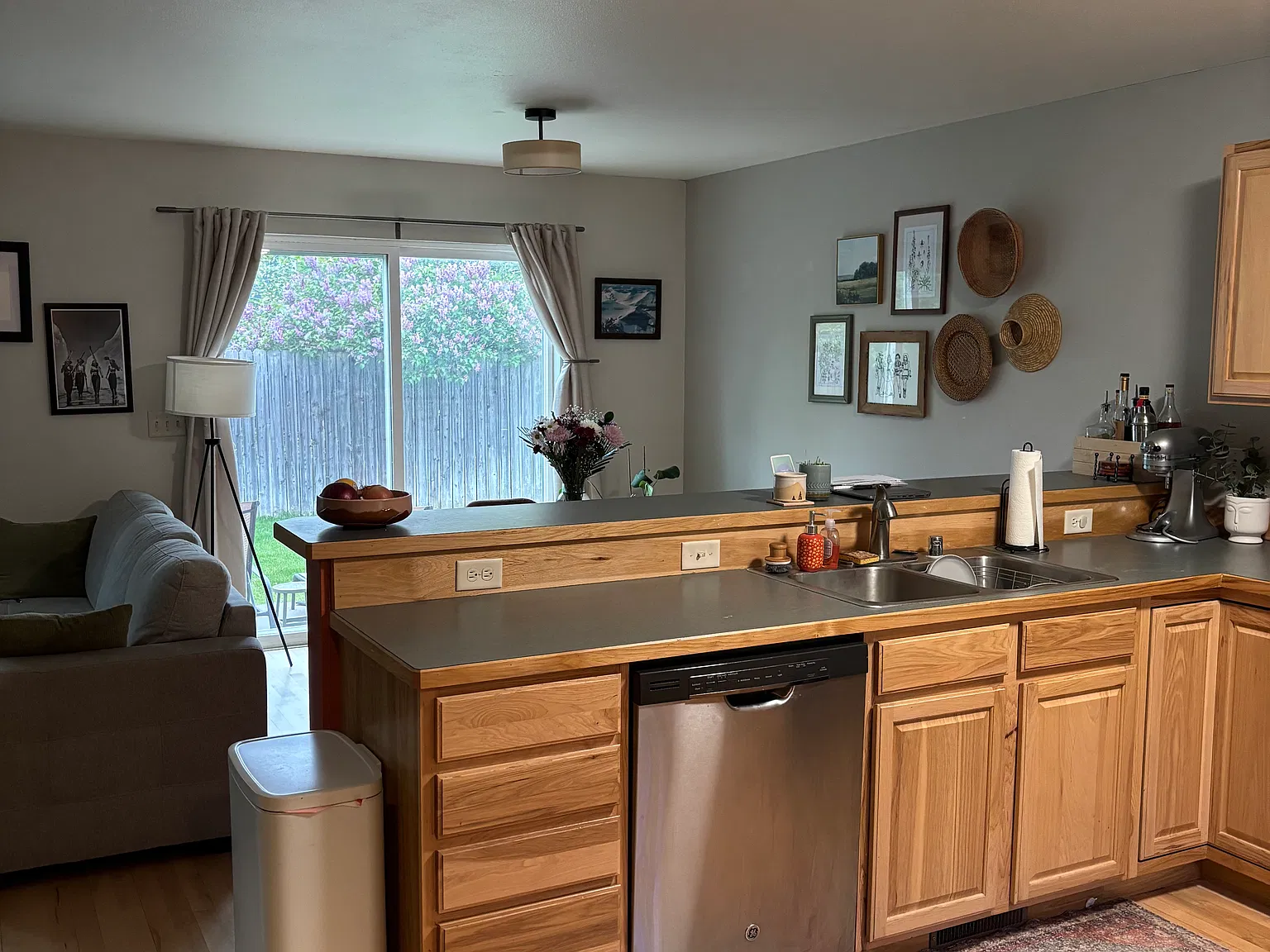 3 bed, 2.5 bath, 1522 sqft, $2,800 — Photo 4
