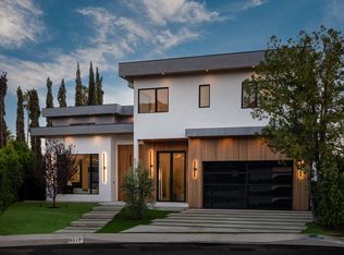 6312 Mirror Lake Dr, Los Angeles, CA 90068