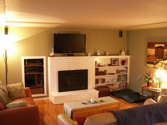 Custom built-ins and hardwoods throughout