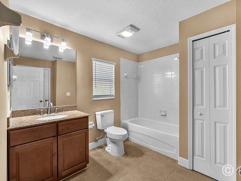 10904 Summerton Dr — Photo 18