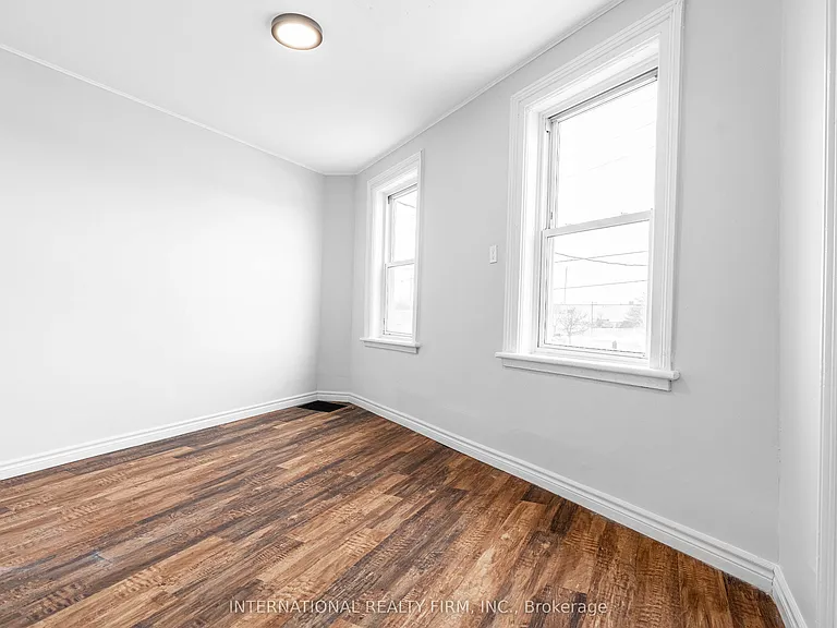 221 Hamilton Rd #3 — Photo 10