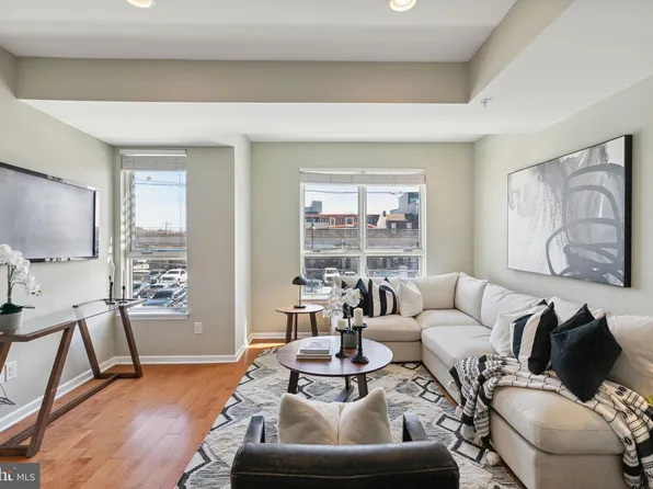1310 N Hope St #8, Philadelphia, PA 19122