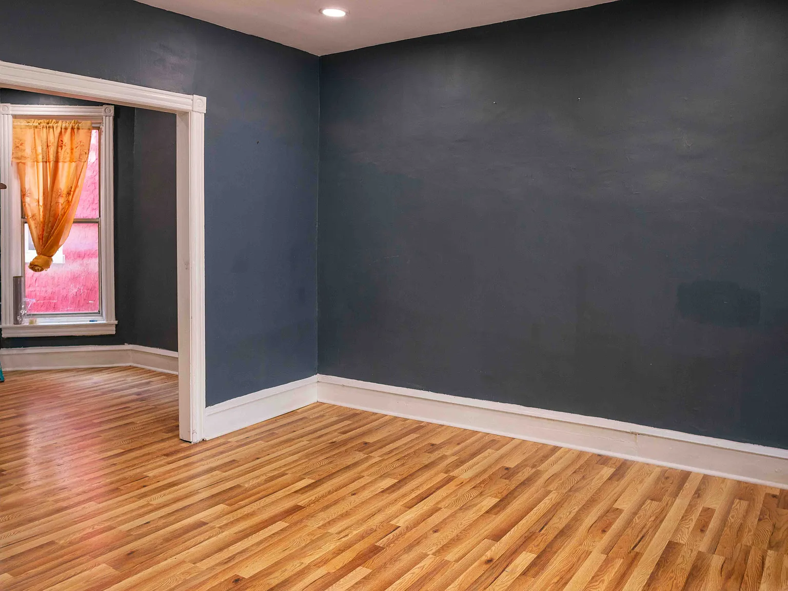 3 bed, 1098 sqft, $1,500 — Photo 3