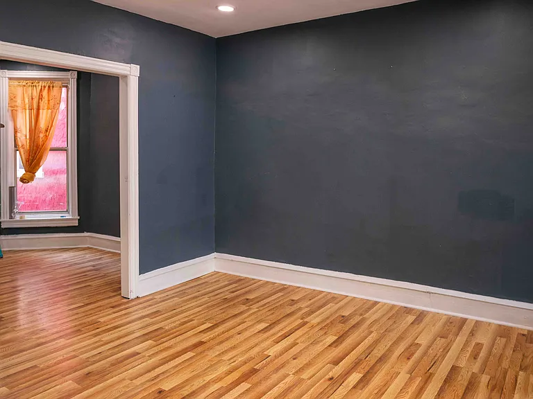 5809 Delancey St — Photo 3