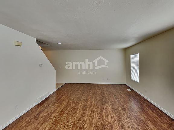 5th image of 1220 N Lewis Peak Dr
