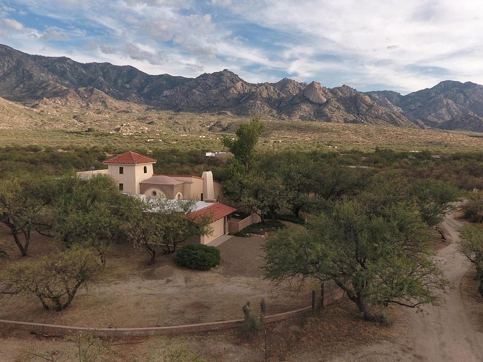 1st image of 1805 W Calle Guadalajara