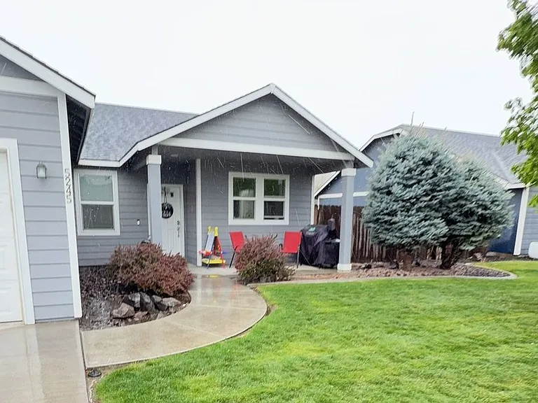 5245 Pinehurst St — Photo 1