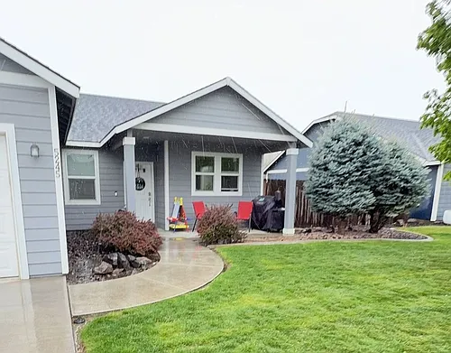 5245 Pinehurst St Photo 1