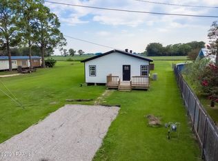 7206 E Admiral Doyle Dr, Jeanerette, LA 70544
