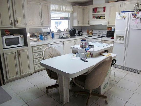 5th image of 19702 Woodfield Cir #145