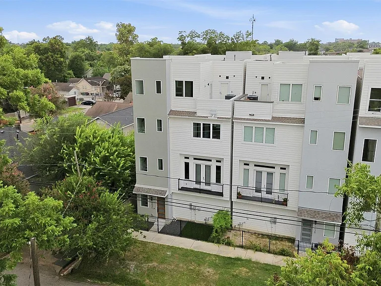 1003 Kern St #C — Photo 32