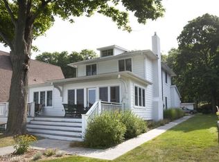 1232 Burlington Dr, Hickory Corners, MI 49060