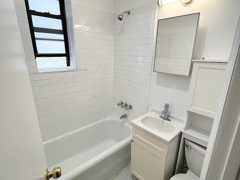 23-28 31st Ave #8 — Photo 20