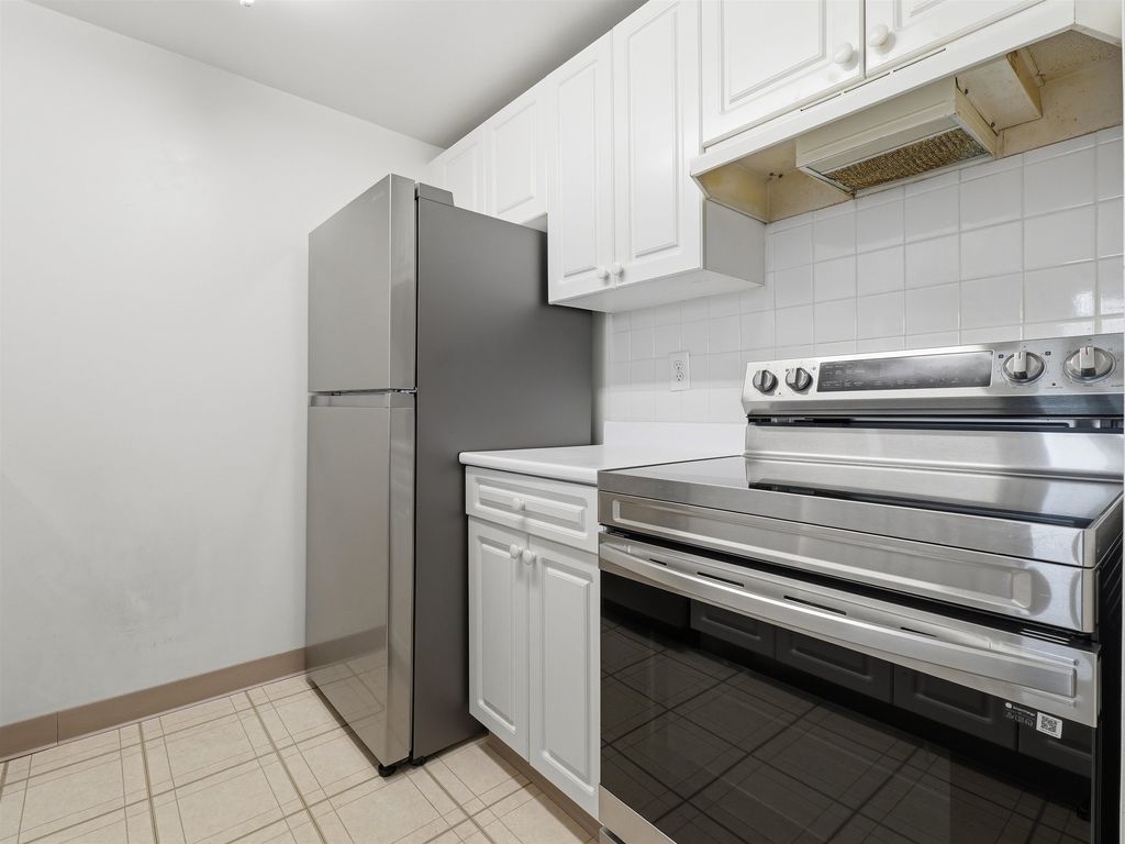 20 2nd St APT 404, Jersey City, NJ - View 5