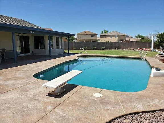4th image of 40327 N Jodi Dr