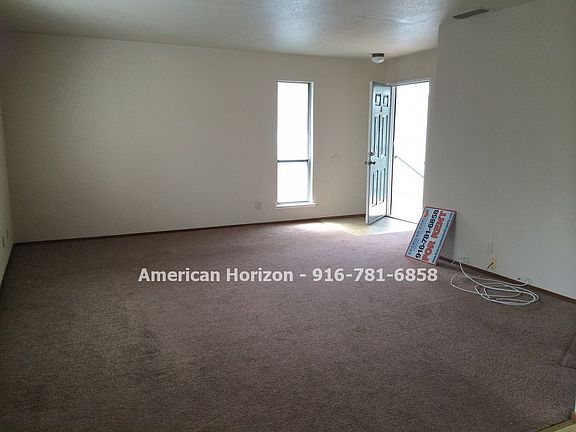 4th image of 148 Birch St APT 1